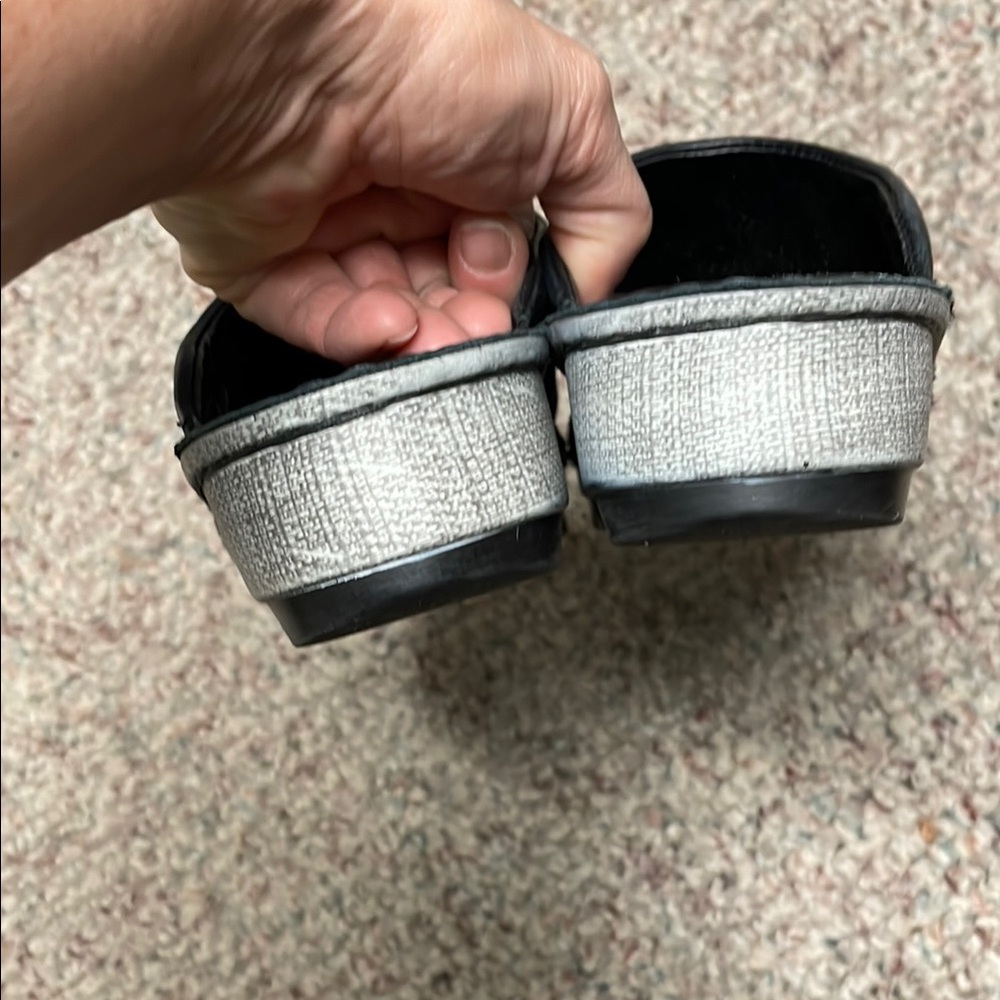 Naot Black Leather wedge Slide Sandals - Picture 6 of 10